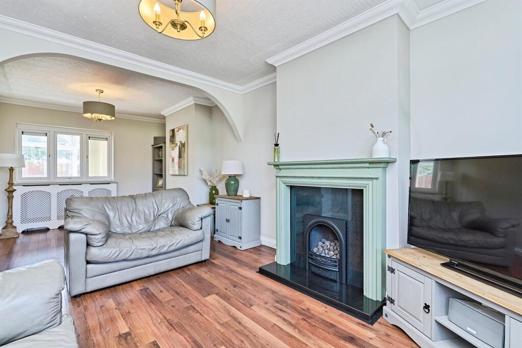 House in Sandwell, West Midlands - View 2