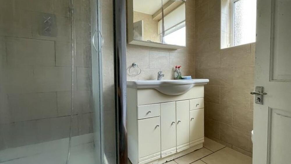 House in Widnes, Kingsway Estate - View 5