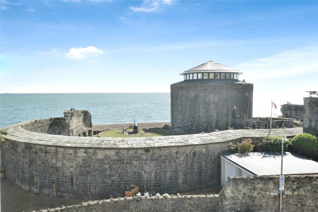 Main image of property: Sandgate High Street, Sandgate, Folkestone, Kent, CT20