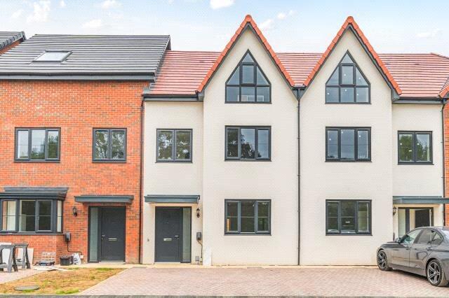 Main image of property: Sanders Lane, Eighth Avenue, Aylesbury, HP21