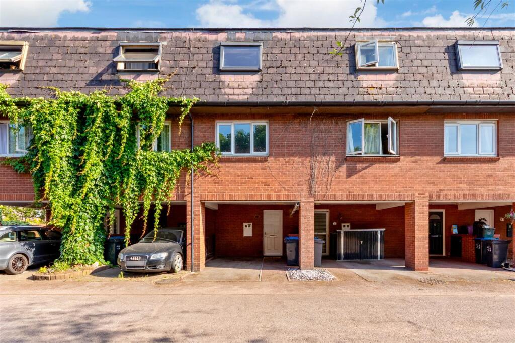 Main image of property: North Road, Wimbledon