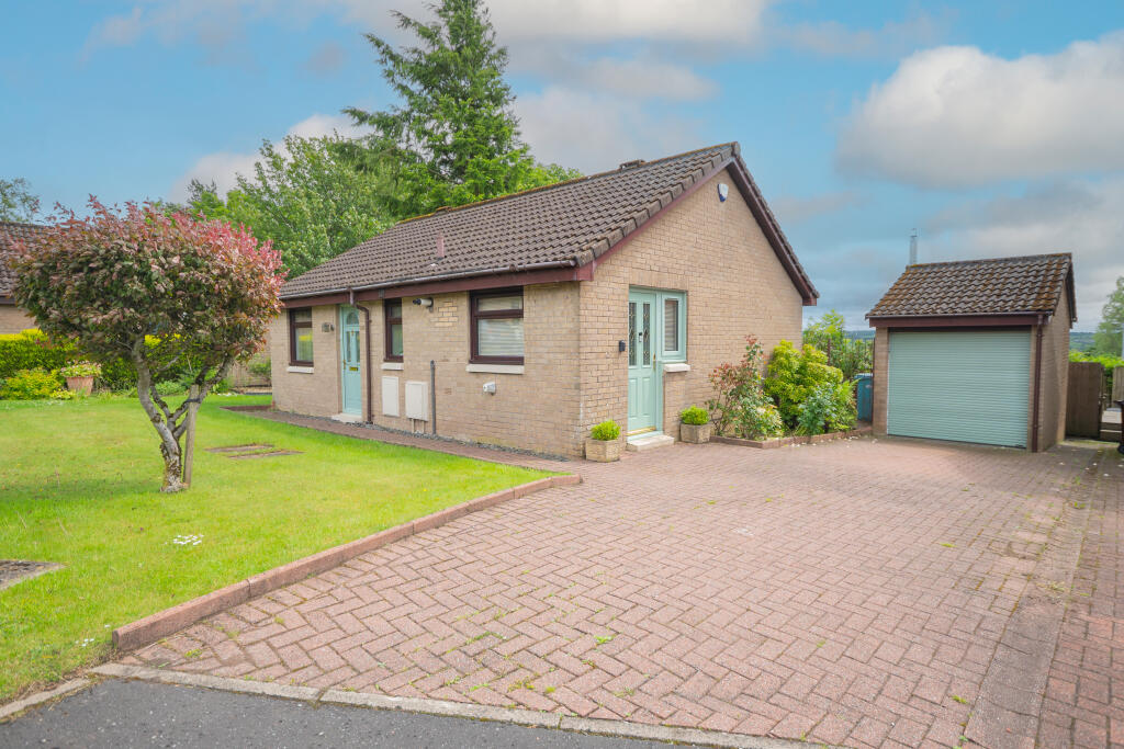 Main image of property: 20 Woodburn Way, Balloch, Cumbernauld, North Lanarkshire