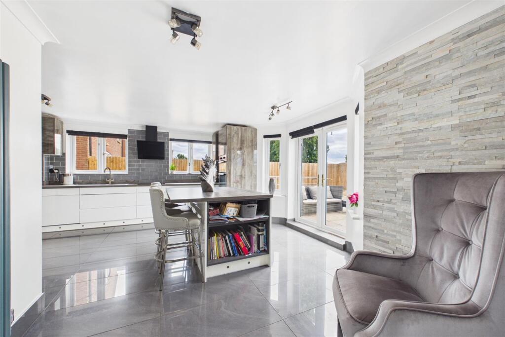 House in Newark and Sherwood, North Clifton - View 4