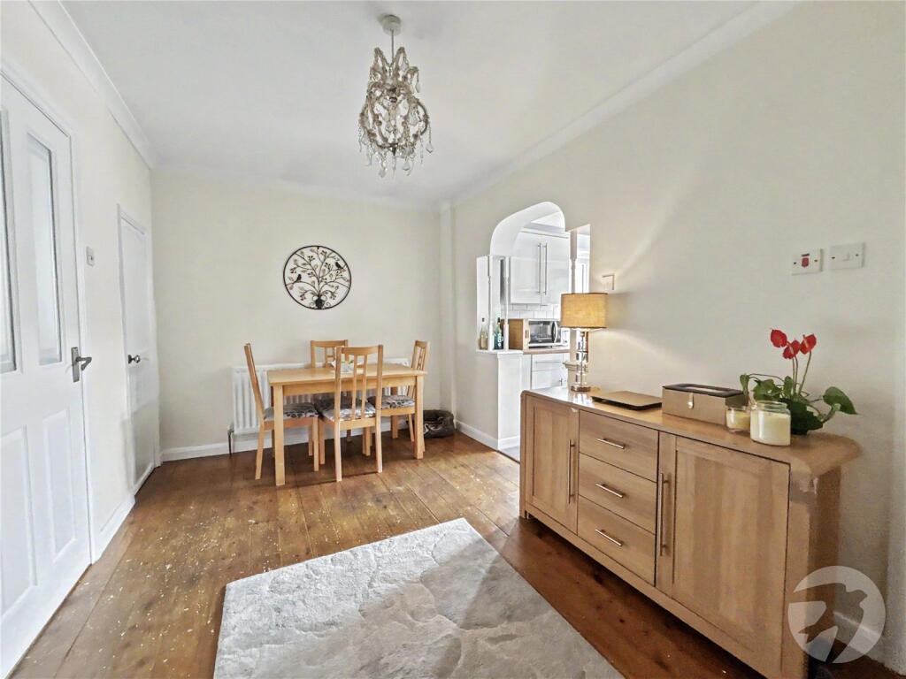 House in Dartford - View 5