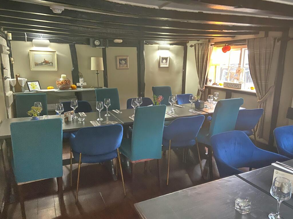 Restaurant 2.JPG
