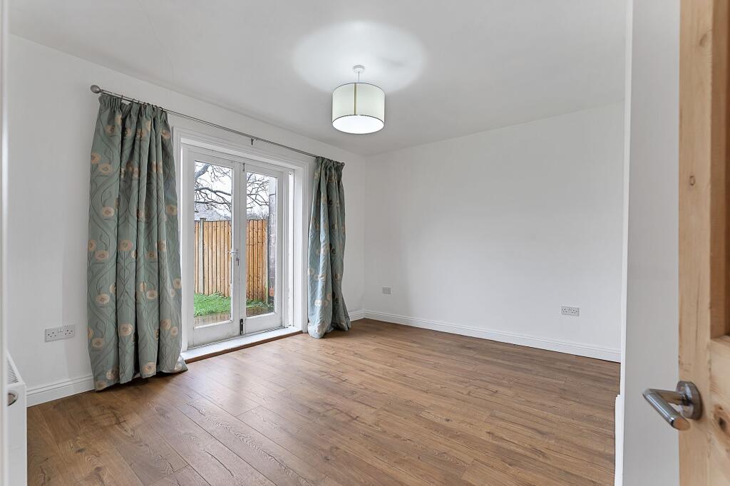 Cradock Drive, Quorn, LE12 photo 4