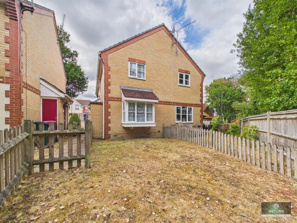 House in Redhill - View 3
