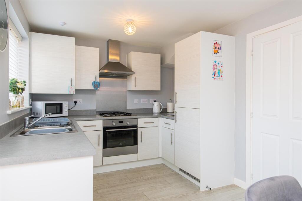 Speight Crescent, Barton Seagrave - View 6