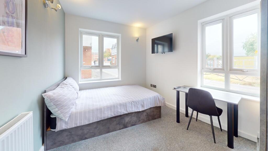 House in Loughborough, Shelthorpe - View 3
