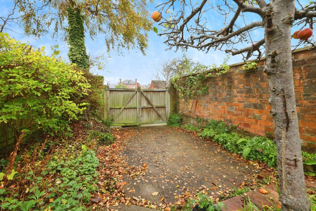 New Park Street, Devizes photo 3