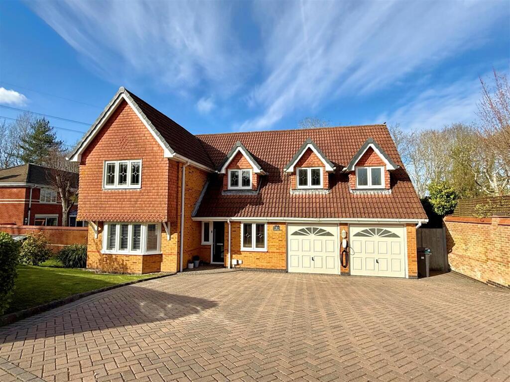 Main image of property: Leafy Lane, Whiteley, Fareham