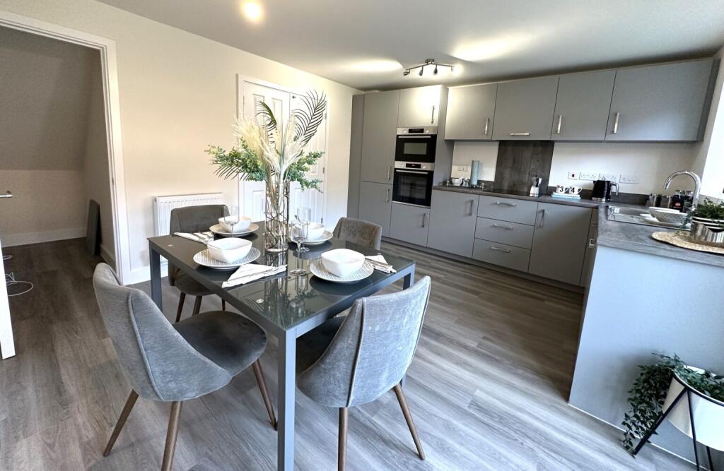 Little Bowden,
Market Harborough,
Leicestershire,
LE16 8FL photo 2