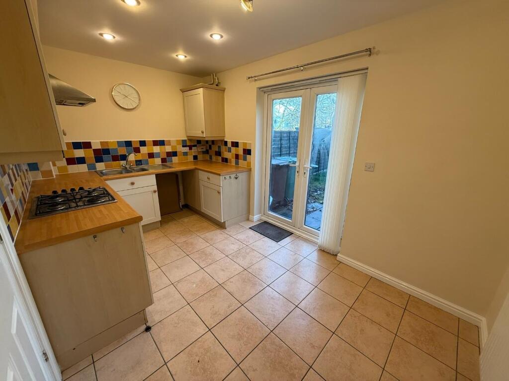 House in Wakefield - View 5