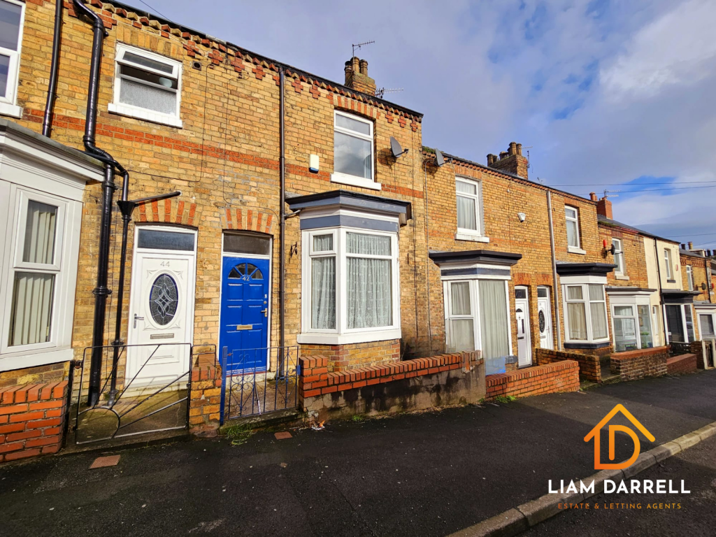 2-bed terraced on Spring Bank, Scarborough, North Yorkshire, £135,000