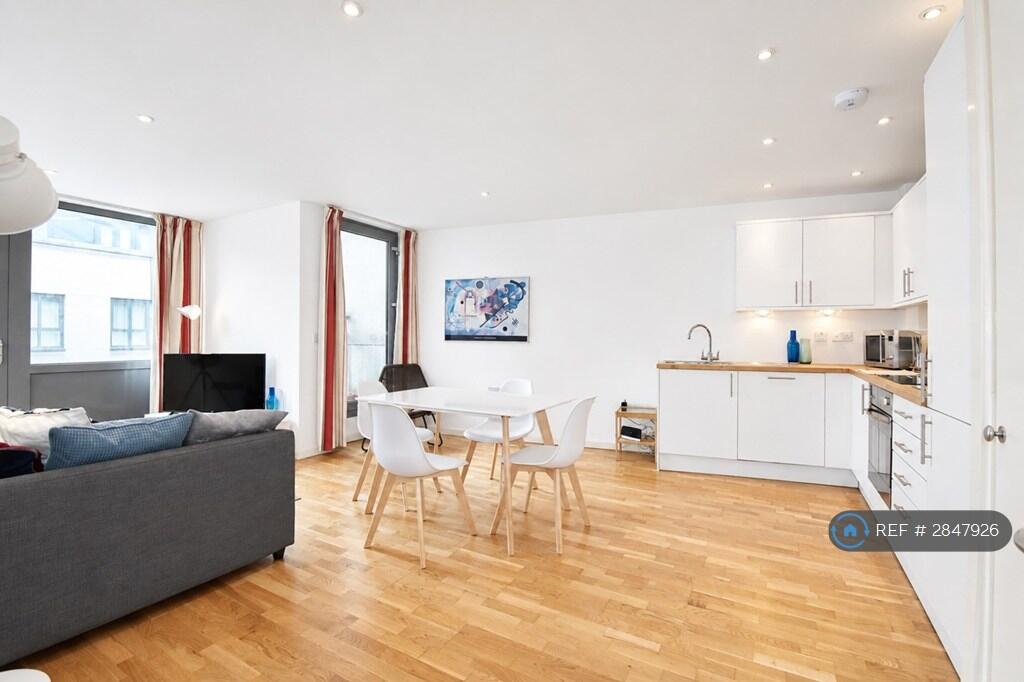 Main image of property: Gifford St, London, N1