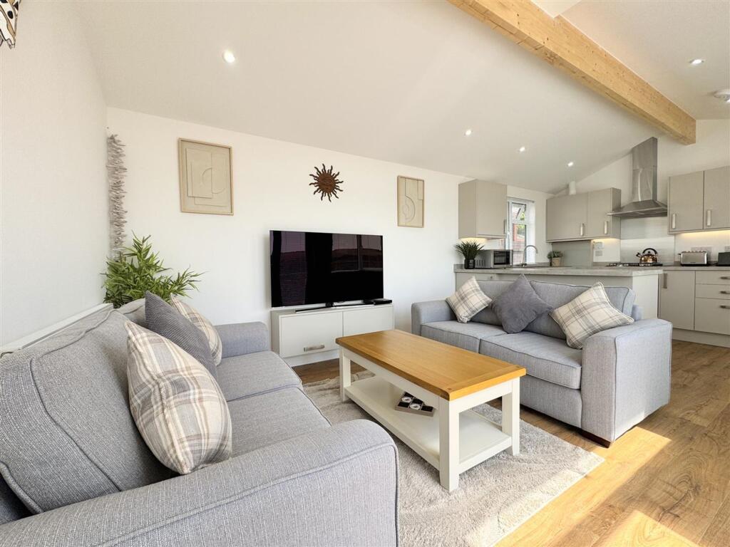 House in Truro - View 3