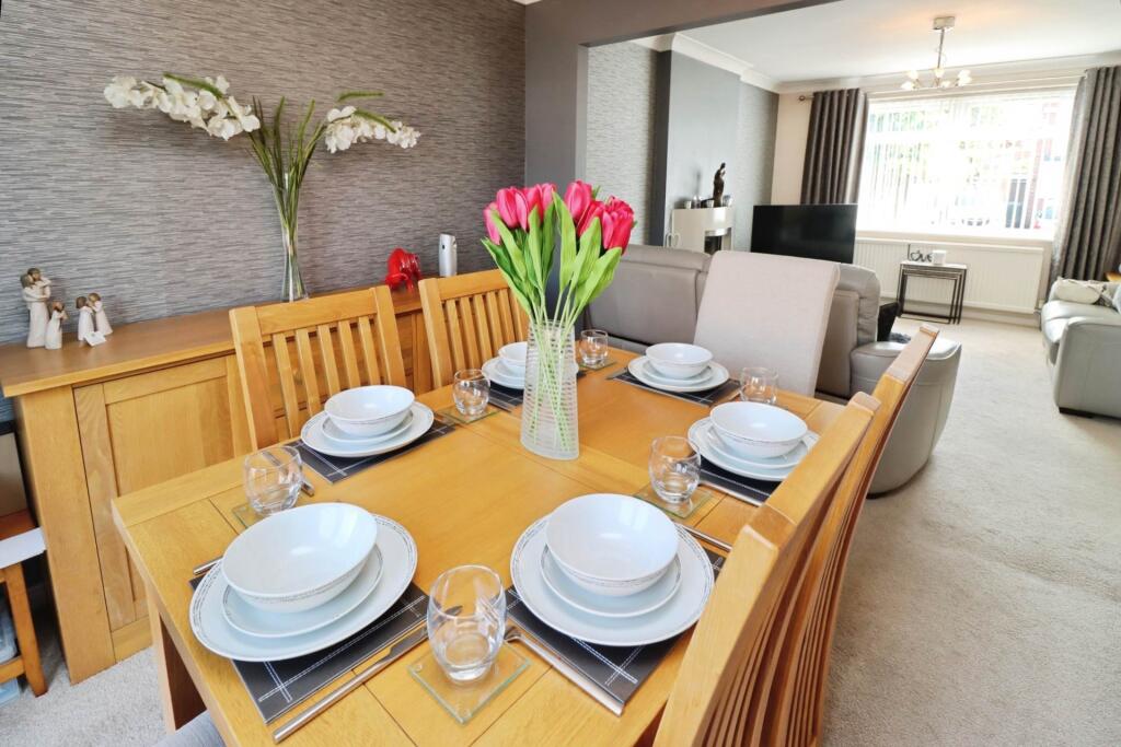 House in Bebington, Higher Bebington - View 4