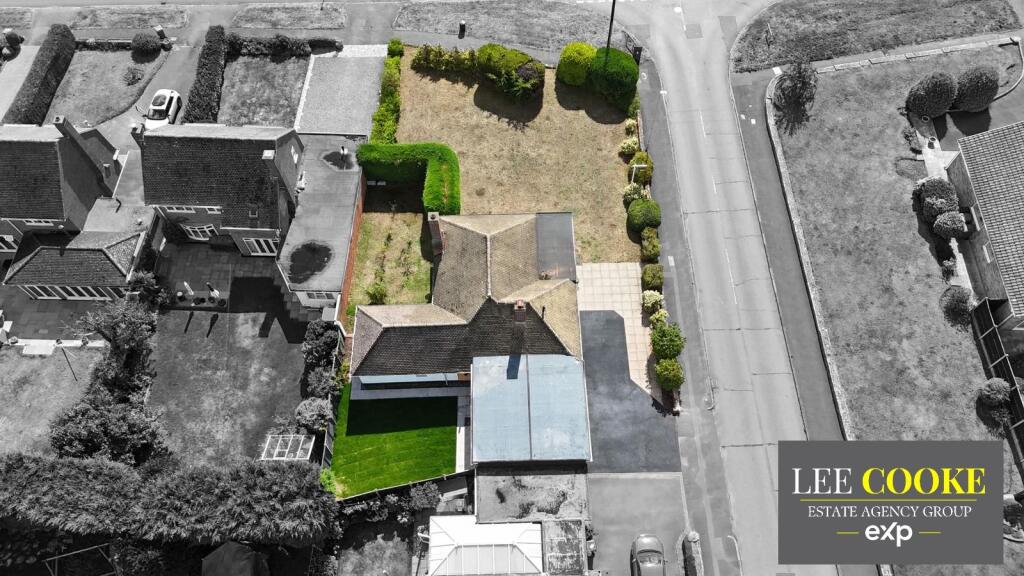 House in Stoke-on-Trent - View 5