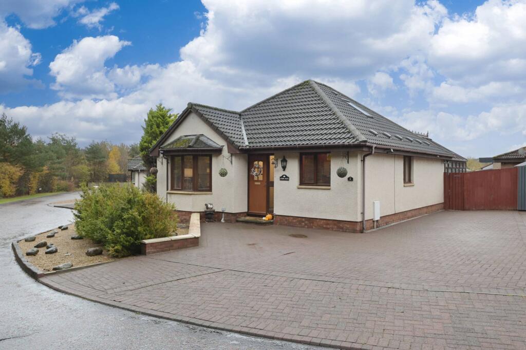 Main image of property: 4 Rose Path, Bonnyrigg, EH19 3RP