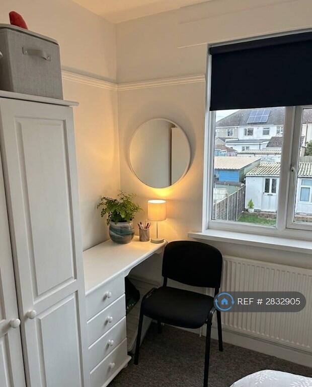 5 bedroom terraced house for rent