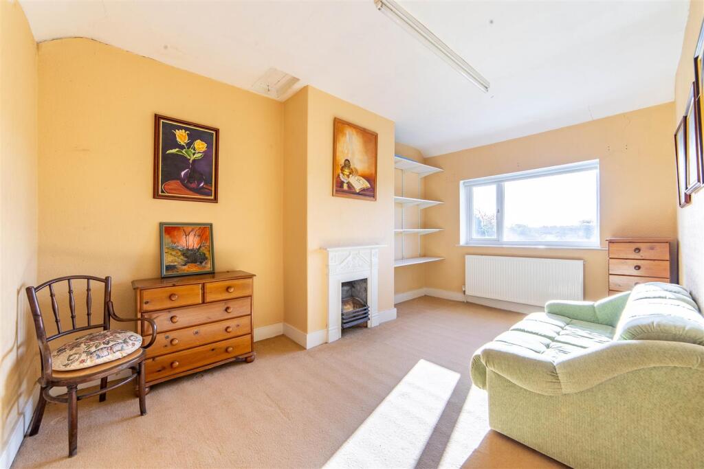 House in Ponteland, Northumberland - More