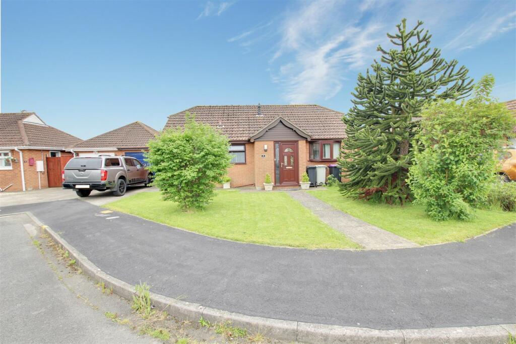 2-bed bungalow on Orchard Close, Mablethorpe, £224,900