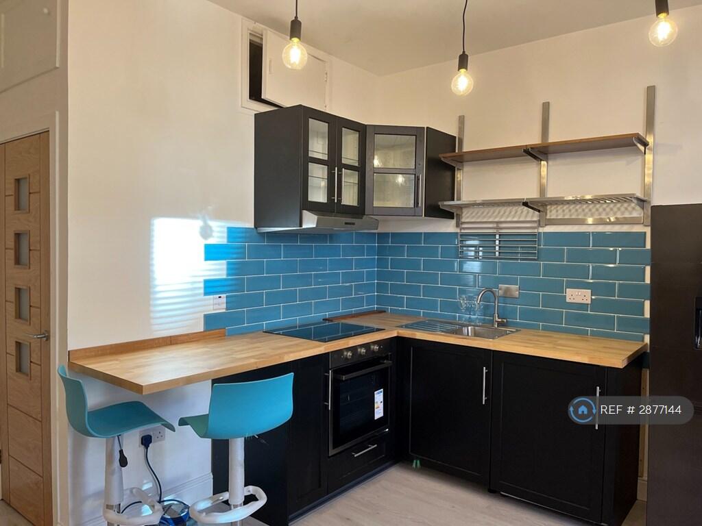 Main image of property: Bournemouth, Bournemouth, BH5