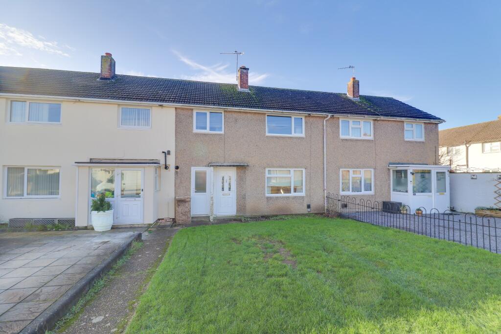 3-bed terraced on Grateley Close, Weston, £240,000