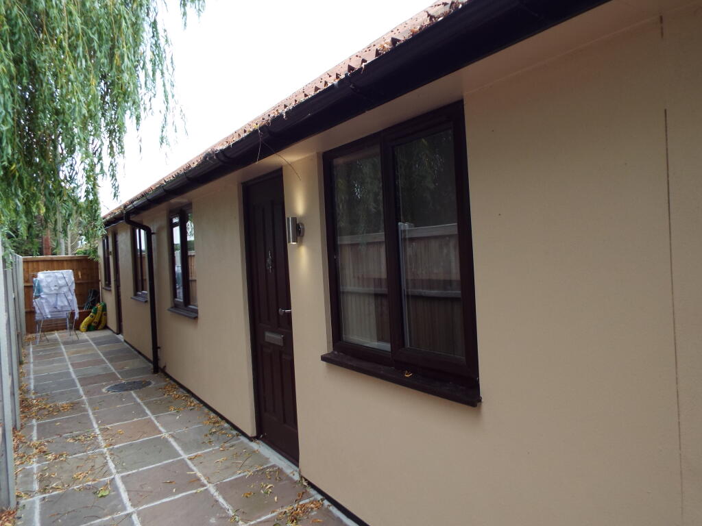 Main image of property: Fen Farm Mews, Upminster, RM14 3RH