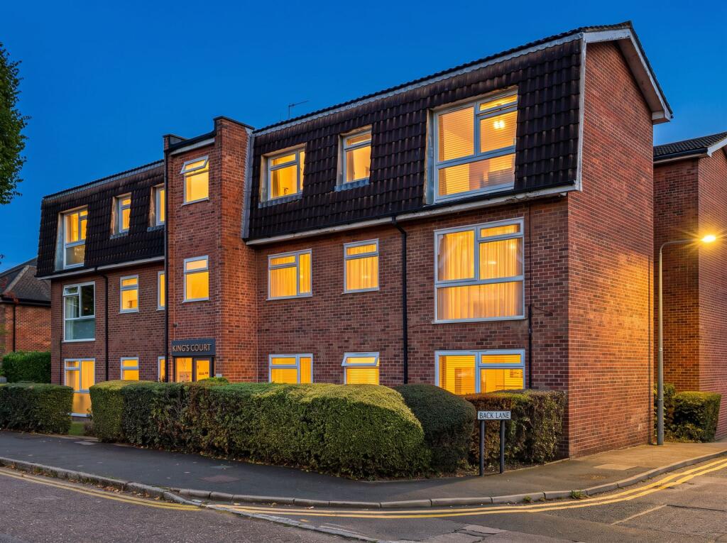 Main image of property: Kings Avenue, Buckhurst Hill, IG9
