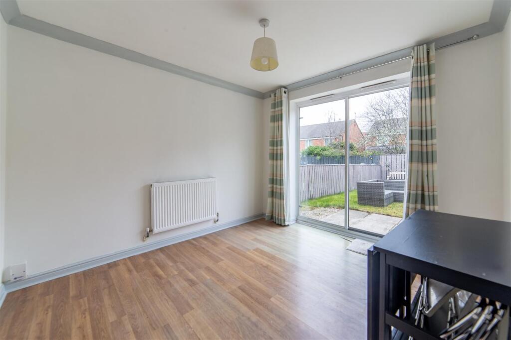 Renforth Close, Gateshead, NE8 - View 5