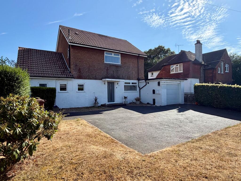 Main image of property: Barnhorn Road, Bexhill-on-Sea, TN39