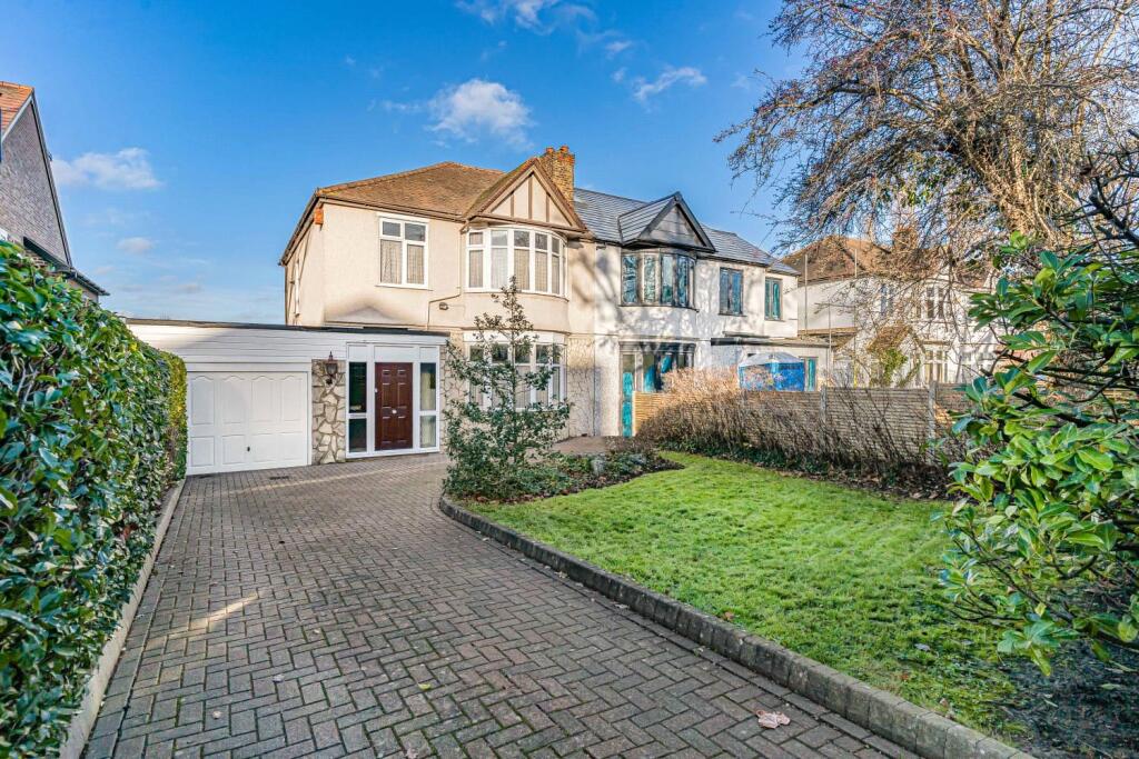Main image of property: Chinbrook Road, London, SE12