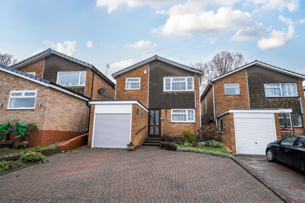Main image of property: Sambourn Close, Solihull, West Midlands, B91