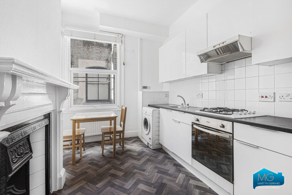 Main image of property: Green Lanes, Winchmore Hill, London, N21