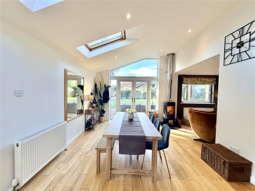 Gold Mead Close, Lymington, Hampshire, SO41 photo 4