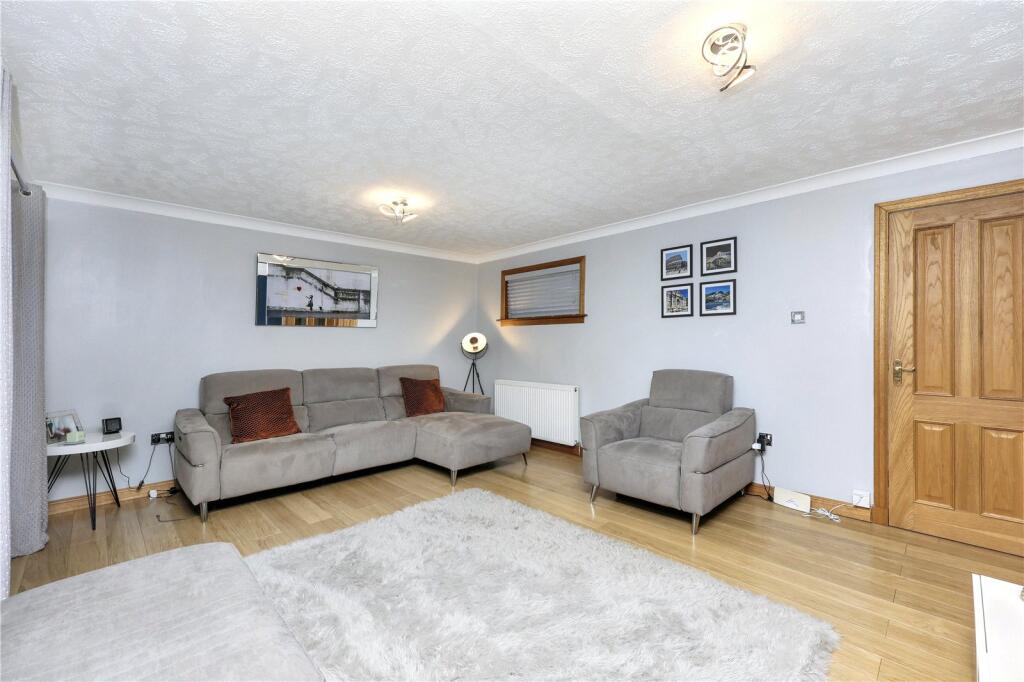 House in Cowdenbeath, Leuchatsbeath - View 5
