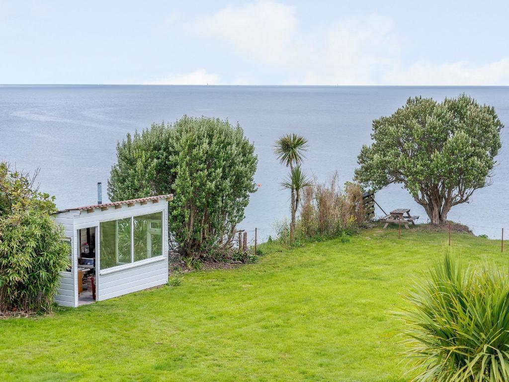 Apartment in Plymouth - View 5