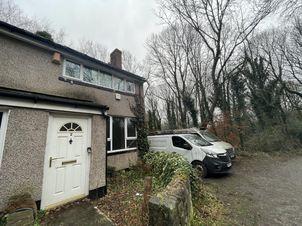2-bed terraced on 2 Alkrington Hall Road North, Middleton, Manchester, Greater Manchester M24 1WG, £165,000