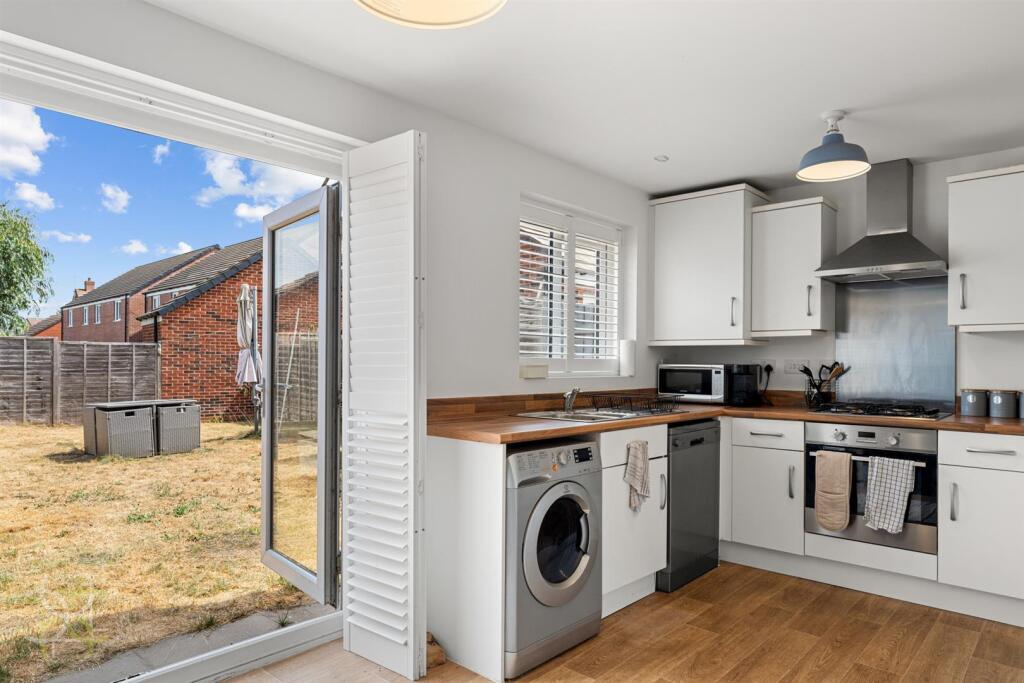 Barley Mews, Pershore photo 4