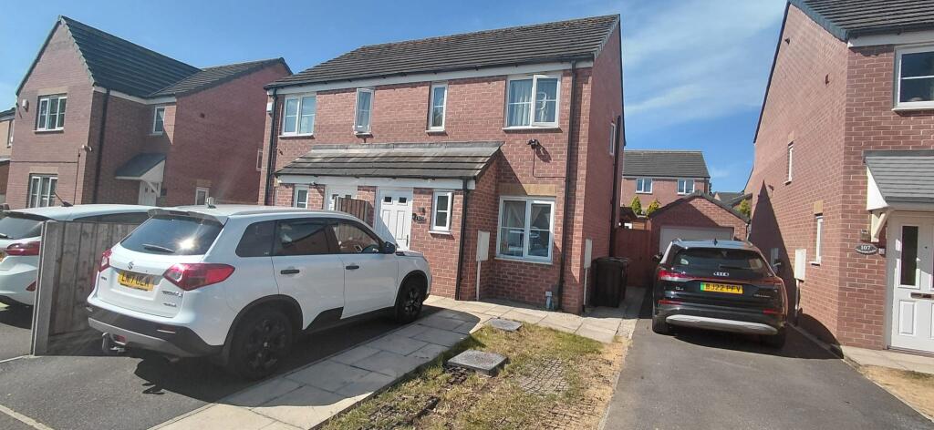 Main image of property: Carleton Glen, Pontefract