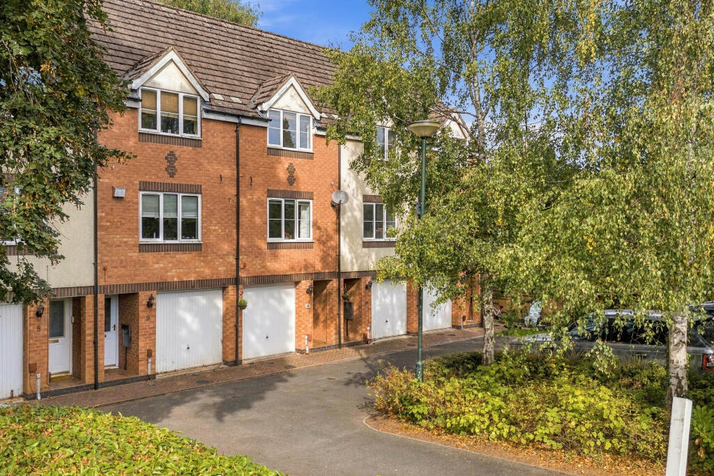 Main image of property: Longville Court, THE AVENUE, WHITLEY, Coventry, CV3