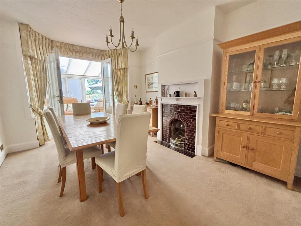 Ashmore Crescent, Poole photo 5