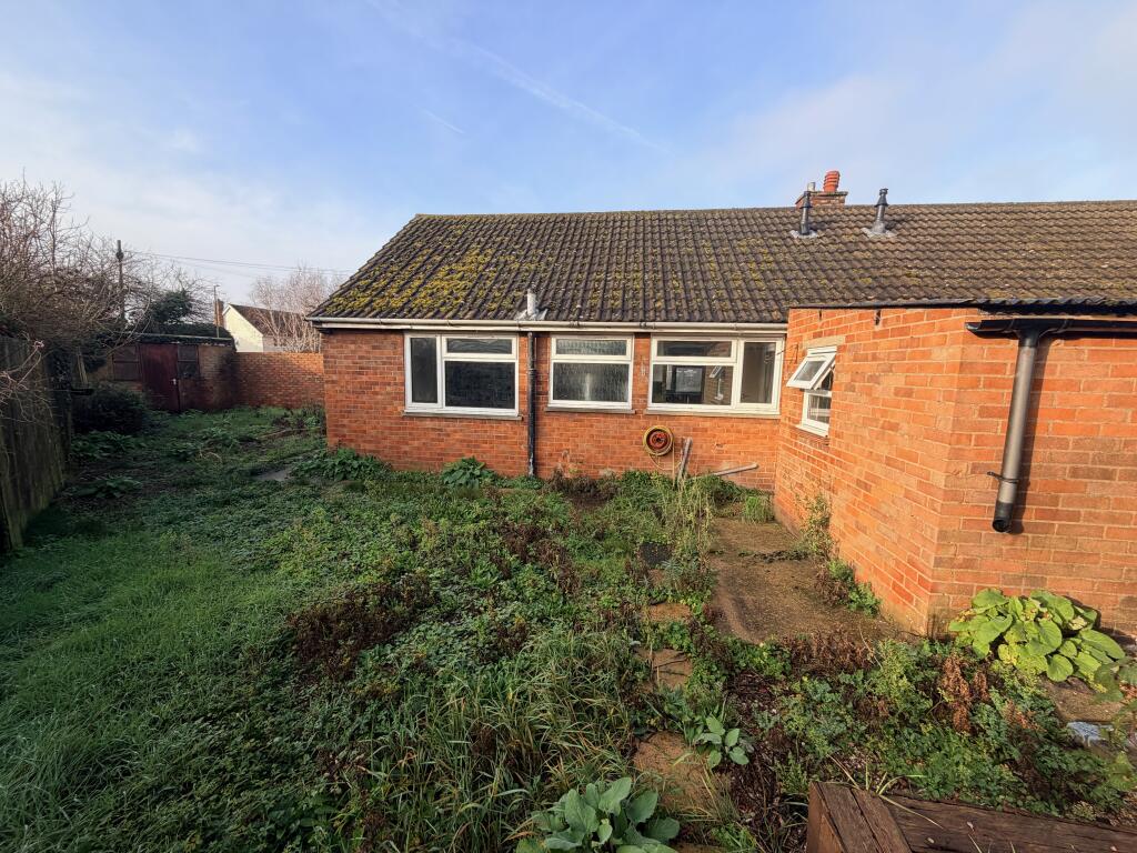 2 Miller Way, Brampton, Huntingdon PE28 4RR photo 2