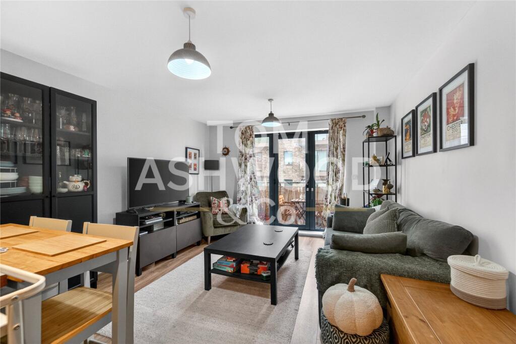 Apartment in London - View 2