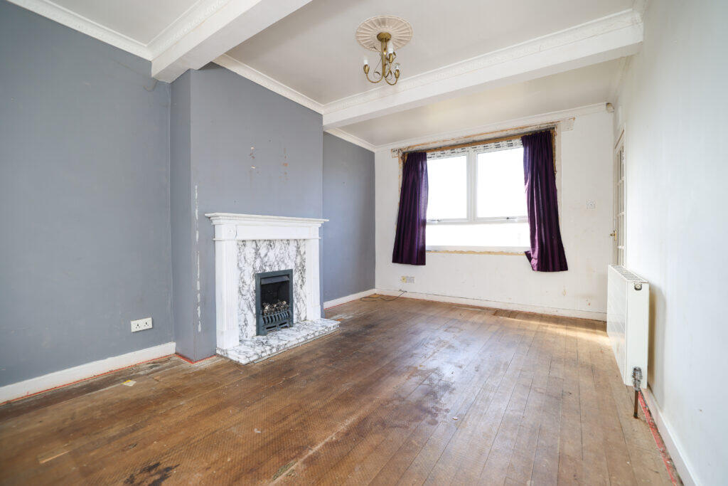House in Kilmarnock, South Ayrshire - View 4