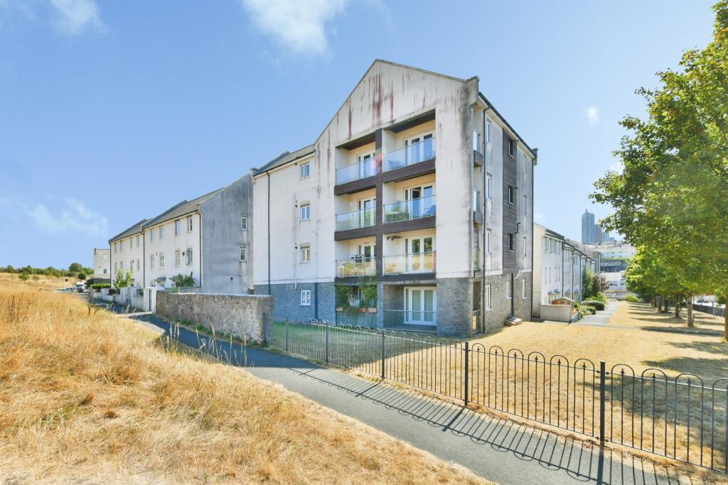 Apartment in Plymouth, Pennycomequick