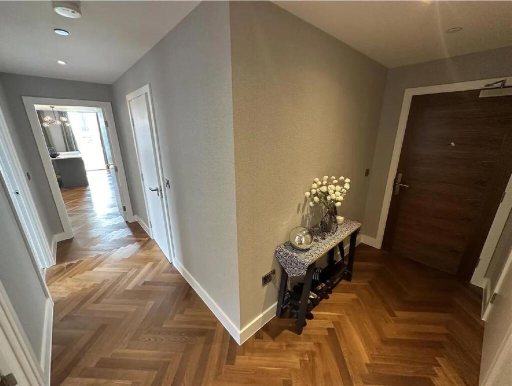Apartment in Manchester - View 4