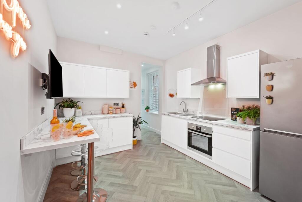 Main image of property: 42 Radbourne Street, Derby, Derbyshire, DE22 3HB