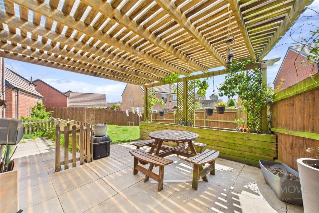 Garner Close, Harlestone Manor, Northampton, Northamptonshire, NN5 photo 2